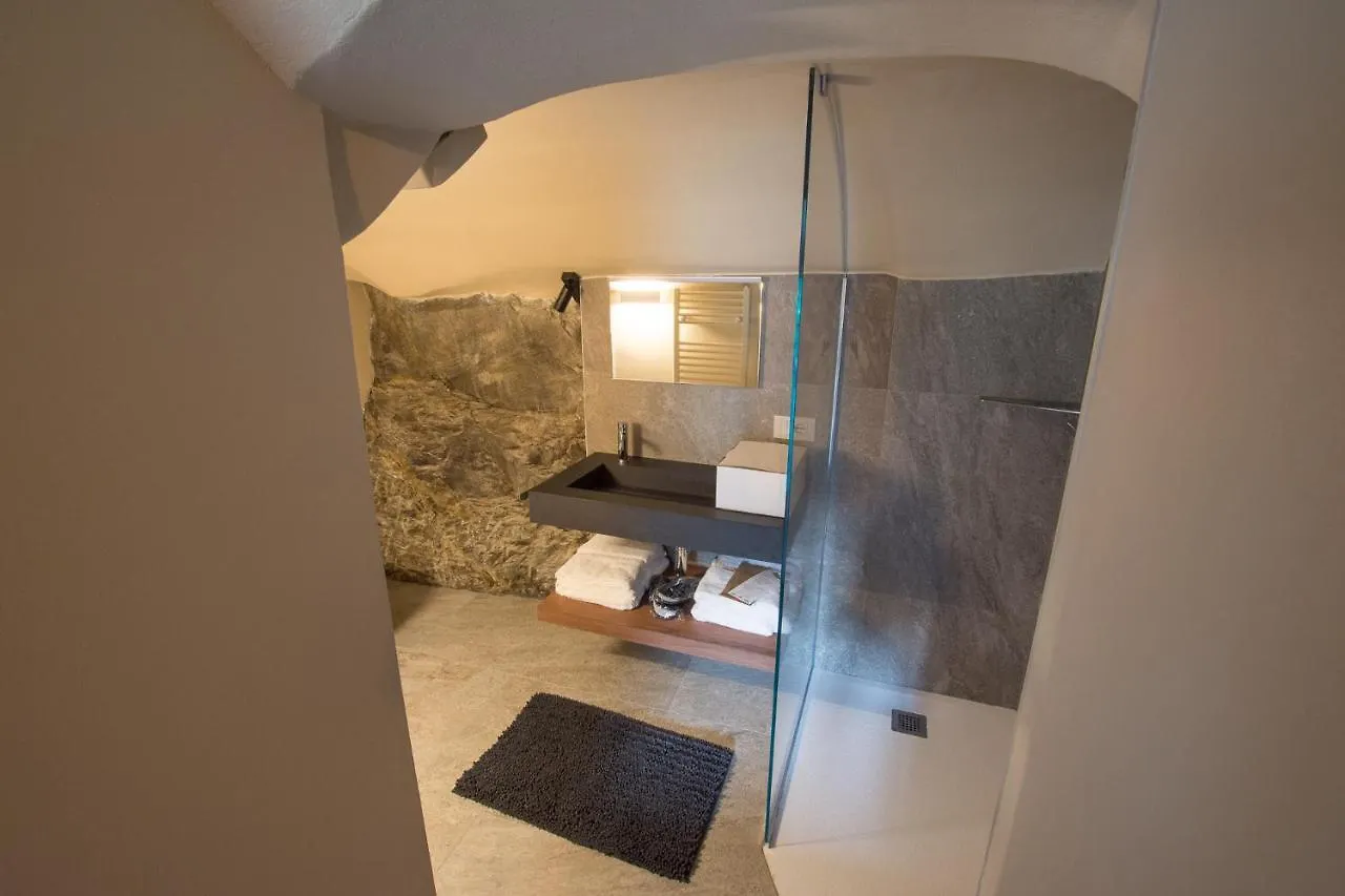 Alloggio per agriturismo Ca' Barroni Agriresort Sondrio Italia