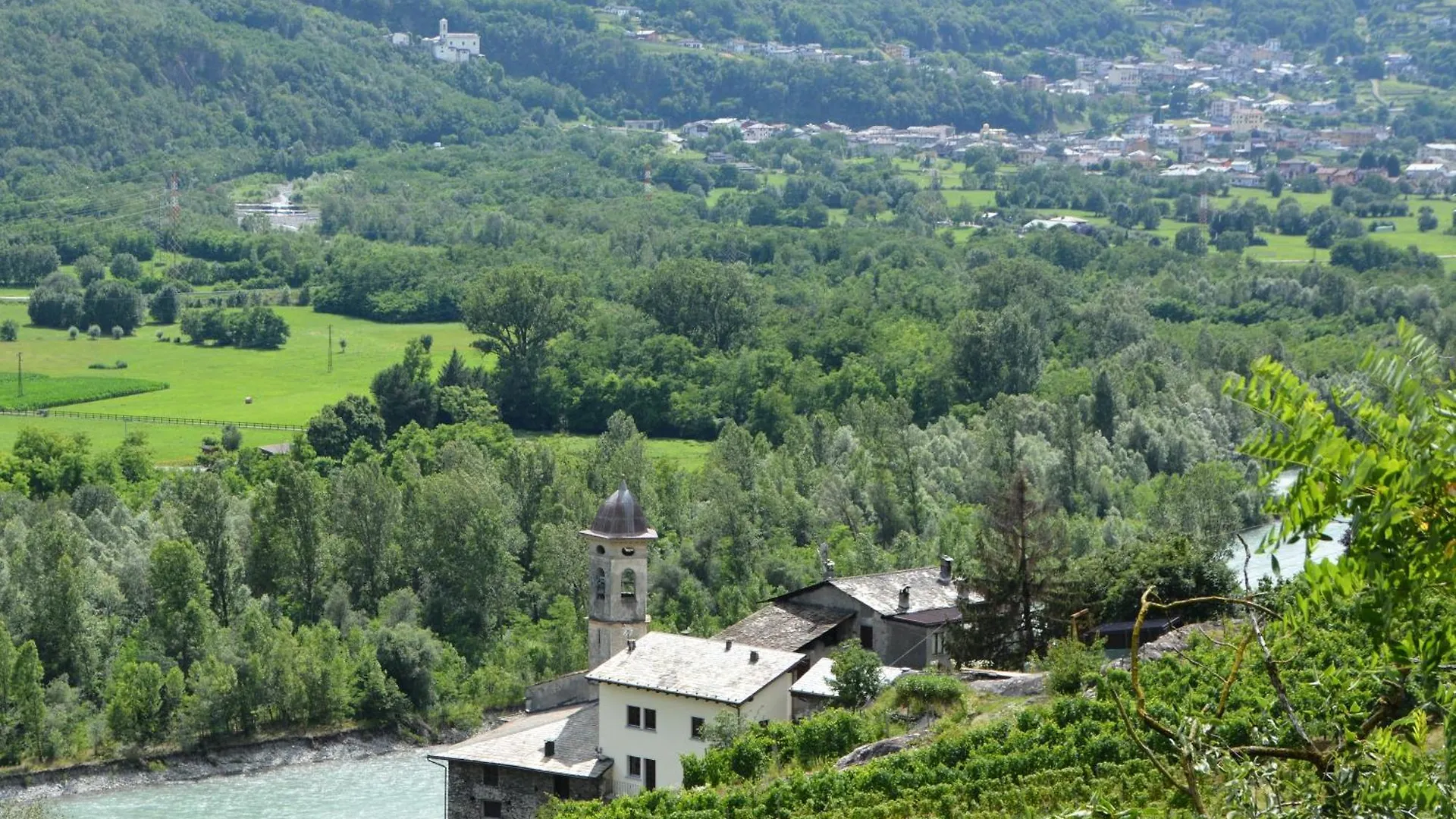 Ca' Barroni Agriresort Sondrio 0*,