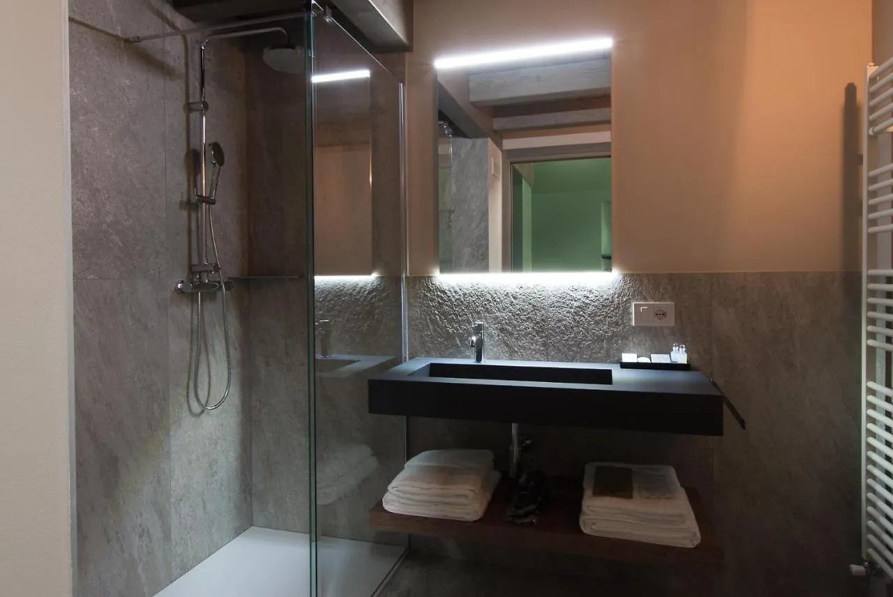 Farm stay Ca' Barroni Agriresort Sondrio Italy